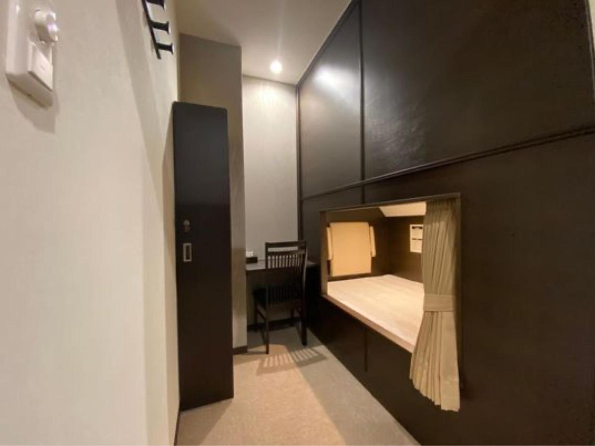 Wellcabin Tenjin - Male Only Fukuoka  Buitenkant foto